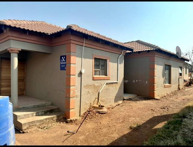 3 BEDROOM HOUSE FOR SALE IN MOHLAKENG